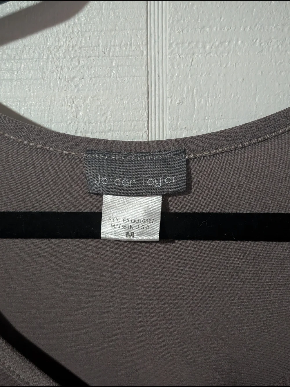 Jordan Taylor Taupe Sleeveless Keyhole Tank with Gold Ring
